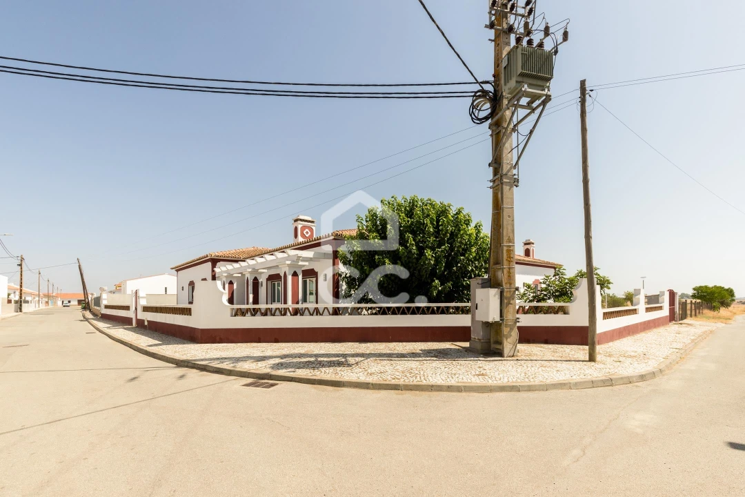 Moradia T4 para Venda em Campo e Campinho Foto 46