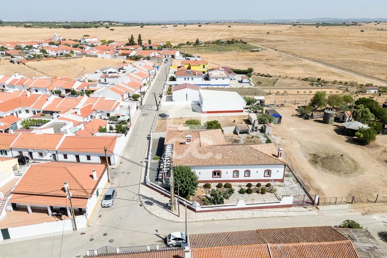 Moradia T4 para Venda em Campo e Campinho Foto 52