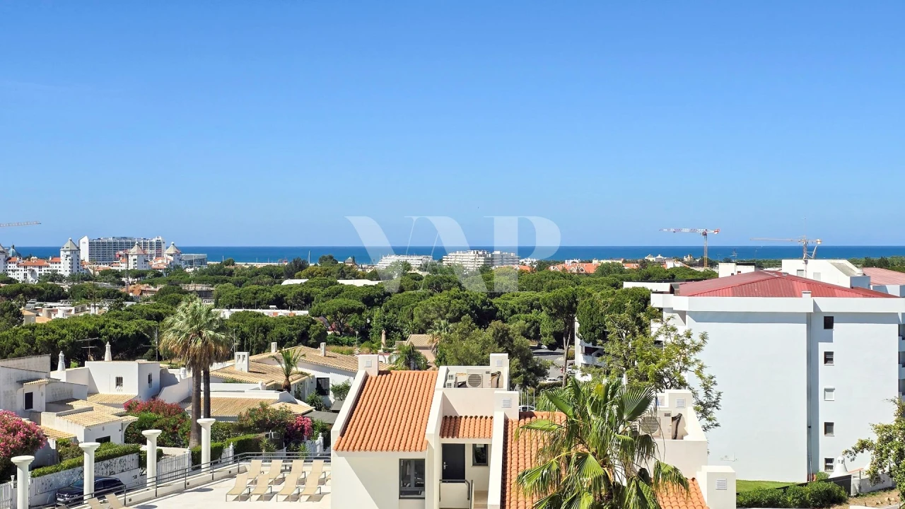 Apartamento T3 para Venda em Quarteira Foto 2