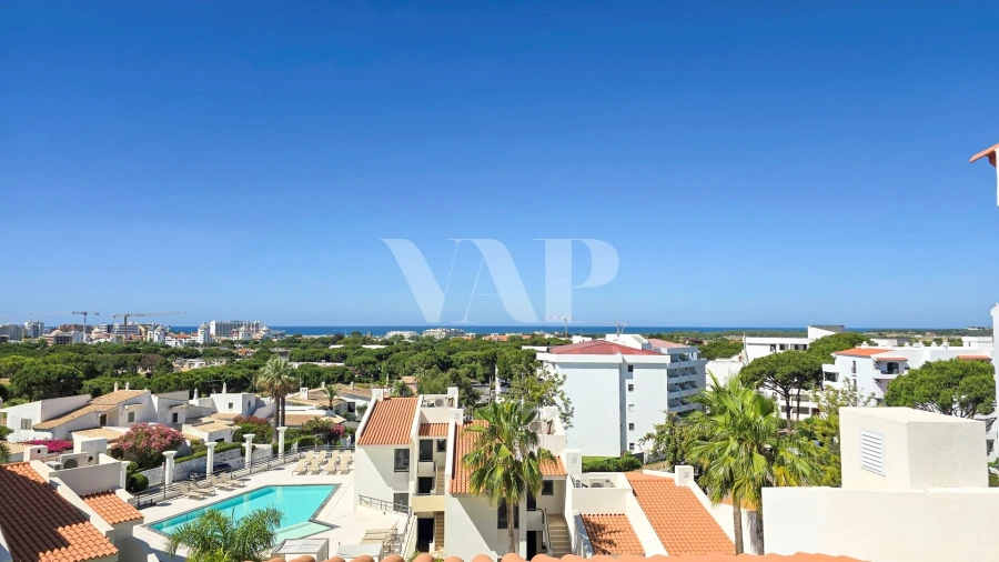 Apartamento T3 para Venda em Quarteira Foto 24