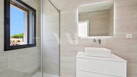 Moradia T4 para Venda em Quarteira