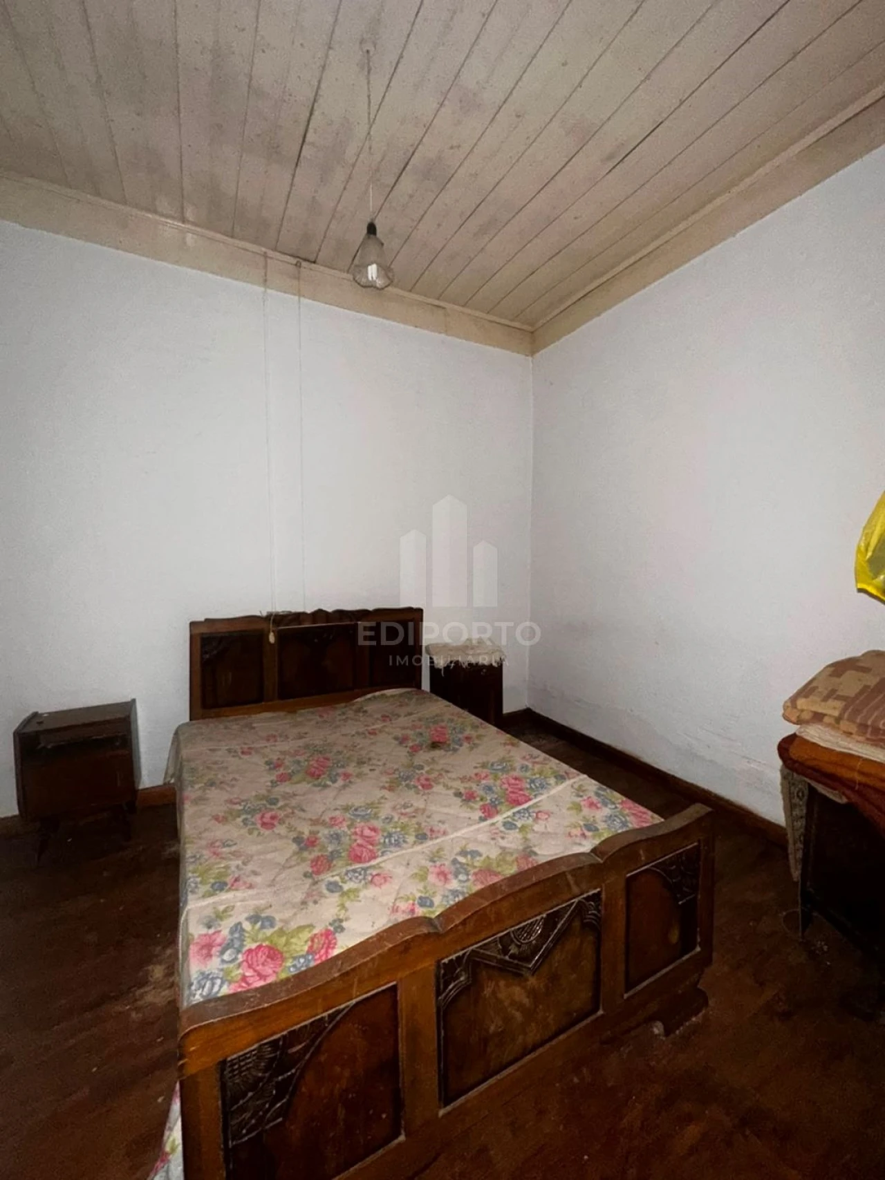 Quinta T4 para Venda em Sapardos Foto 17