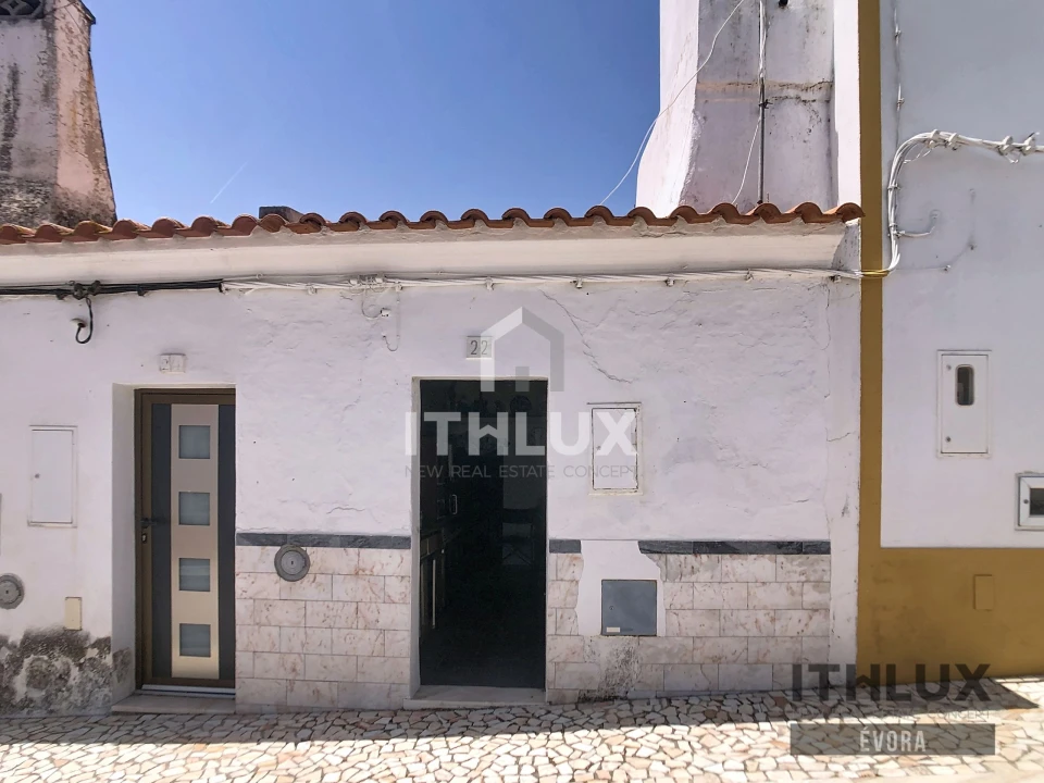 Moradia T2 para Venda em Ciladas Foto 1