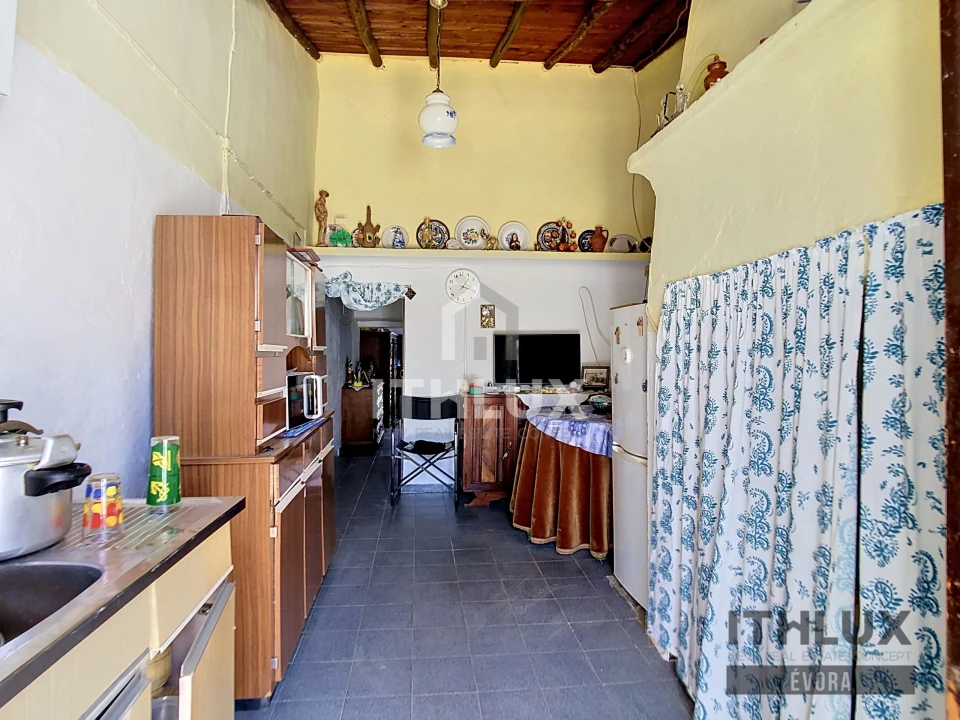 Moradia T2 para Venda em Ciladas Foto 4