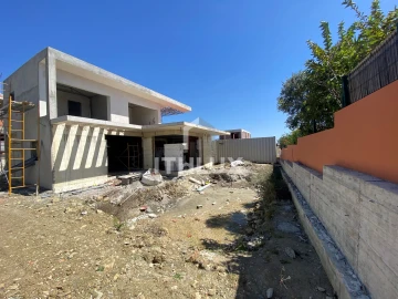 Moradia T3 para Venda em Agualva e Mira-Sintra