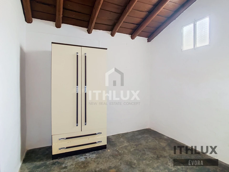 Moradia T2 para Venda em Ciladas Foto 6