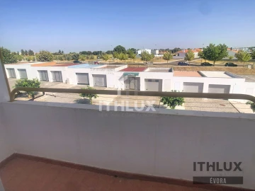 Apartamento T2 para Venda em Bacelo e Senhora da Saúde