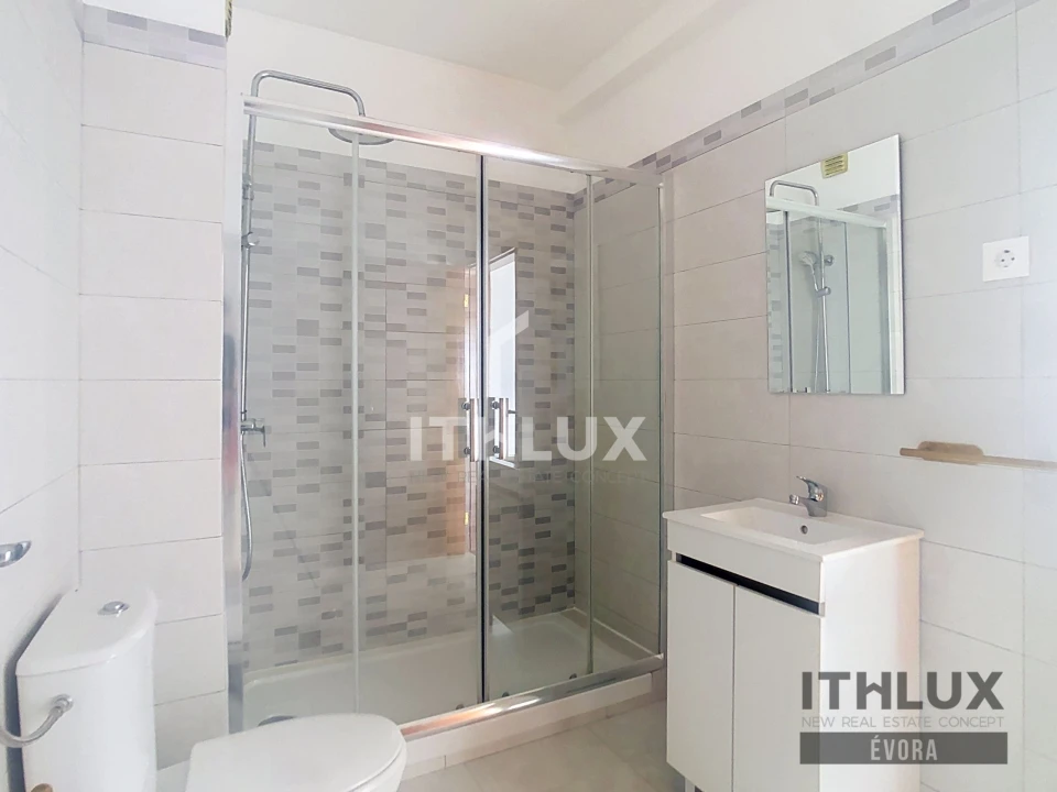 Apartamento T2 para Venda em Bacelo e Senhora da Saúde Foto 9