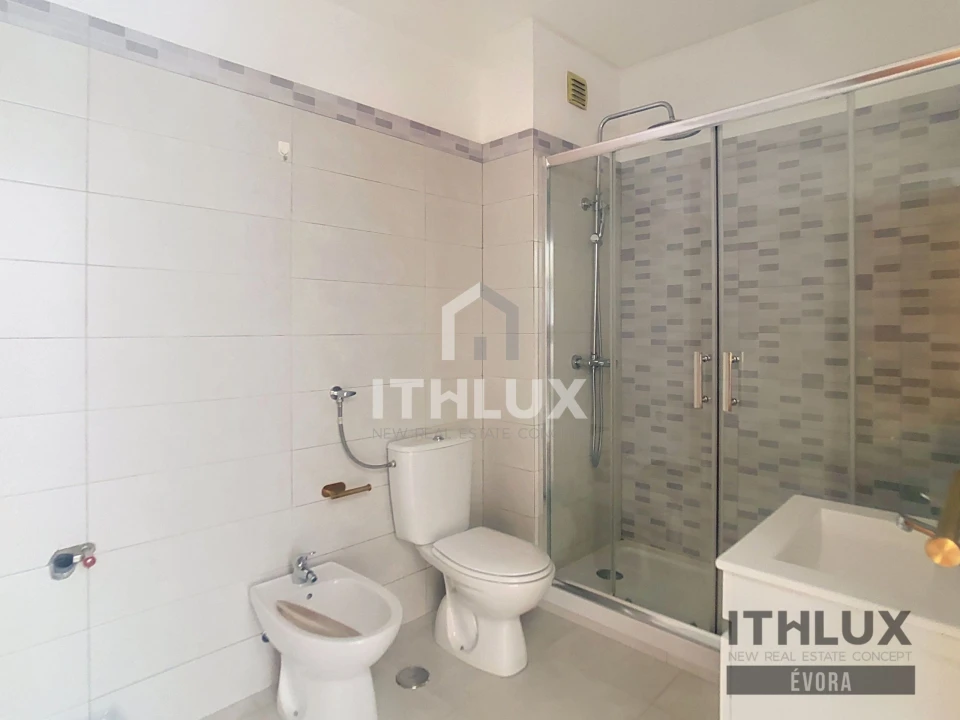 Apartamento T2 para Venda em Bacelo e Senhora da Saúde Foto 8