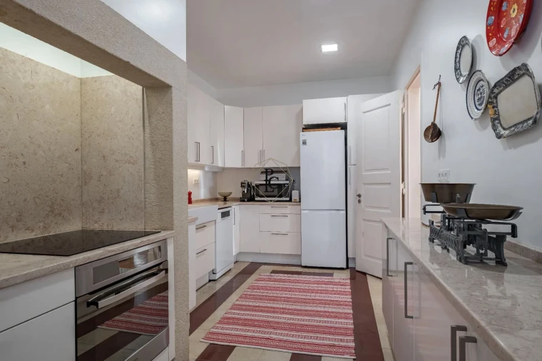 Apartamento T5 para Venda em Arroios Foto 20