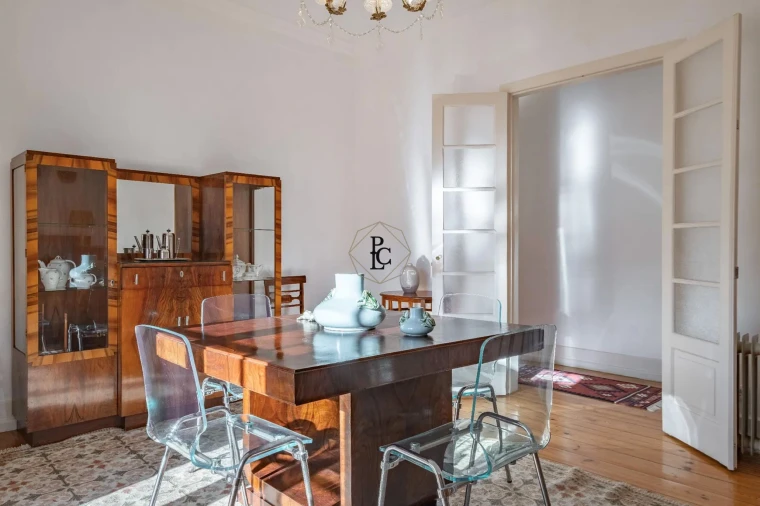 Apartamento T5 para Venda em Arroios Foto 16