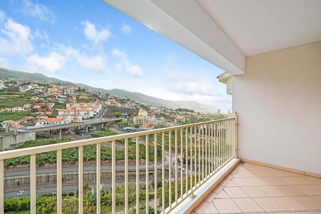 Apartamento T2 para Venda em Santo Antonio Foto 6