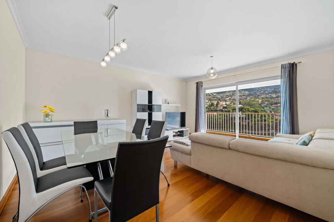 Apartamento T2 para Venda em Santo Antonio Foto 8