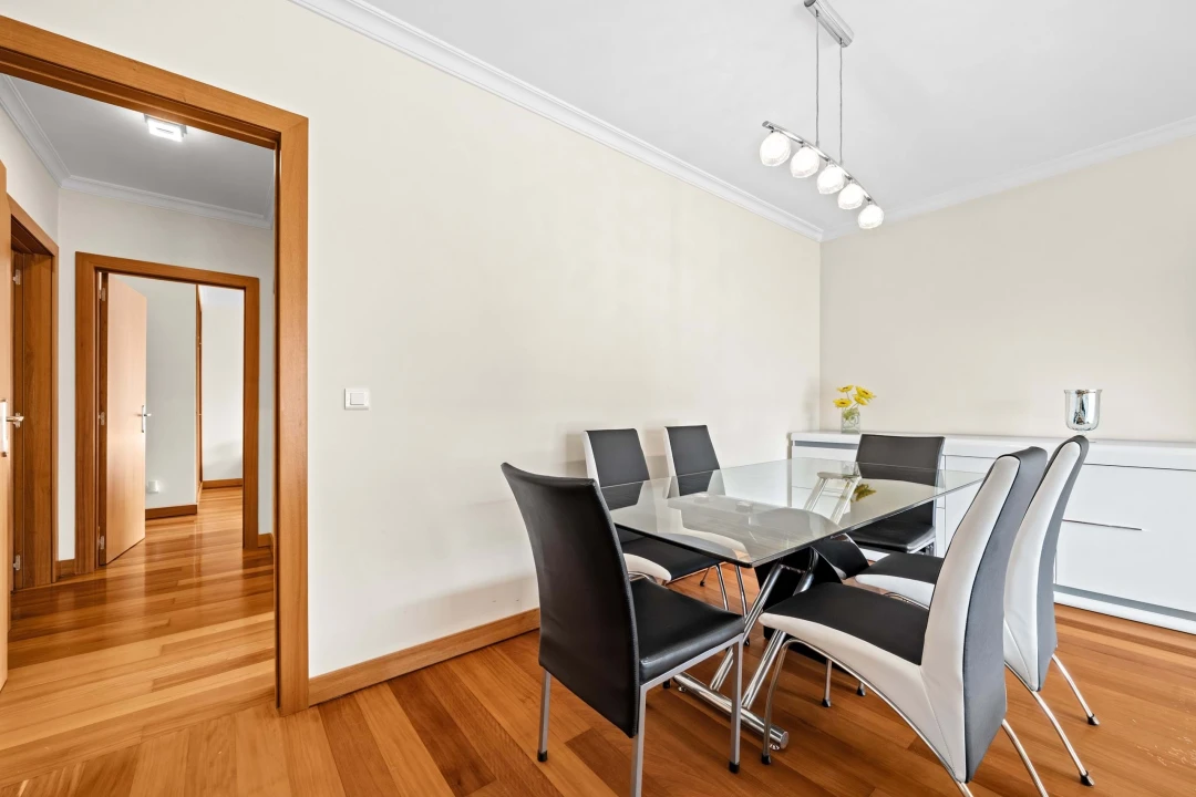 Apartamento T2 para Venda em Santo Antonio Foto 7