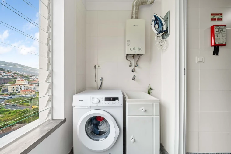 Apartamento T2 para Venda em Santo Antonio Foto 13