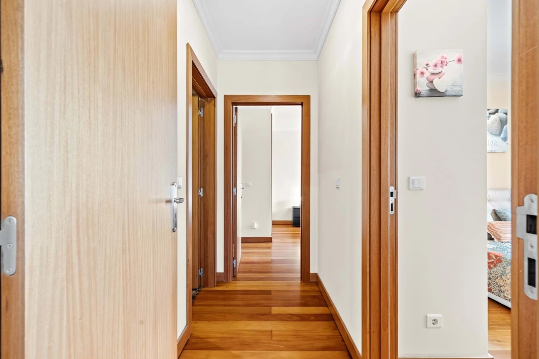 Apartamento T2 para Venda em Santo Antonio Foto 14