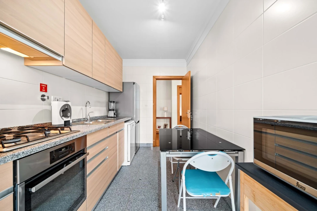 Apartamento T2 para Venda em Santo Antonio Foto 12