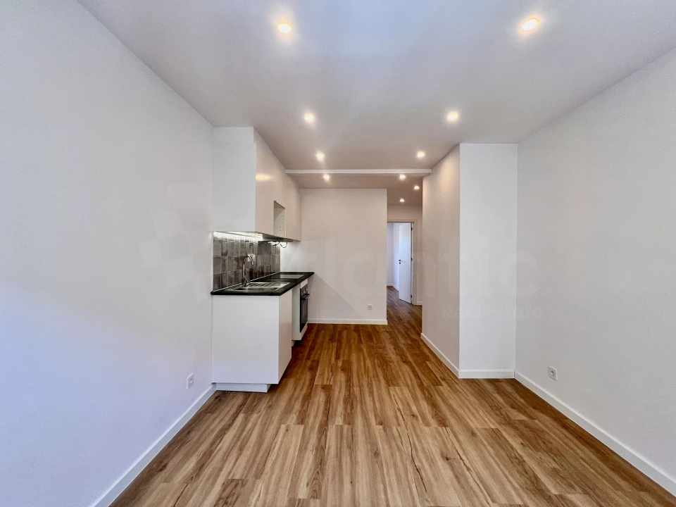 Apartamento T2 para Venda em Odivelas Foto 15