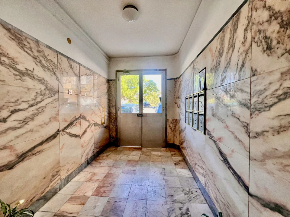 Apartamento T2 para Venda em Odivelas Foto 22
