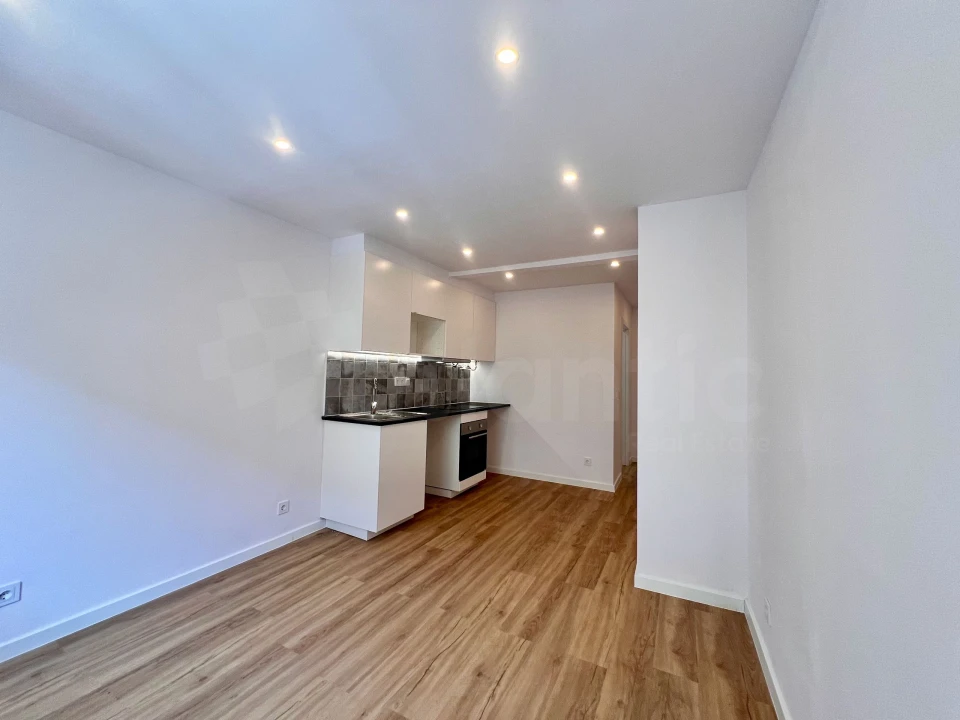 Apartamento T2 para Venda em Odivelas Foto 16