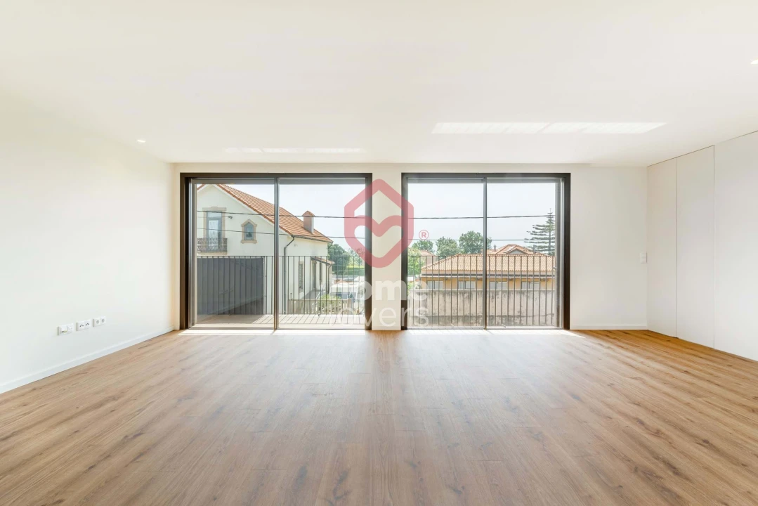Apartamento T2 para Venda em Arcozelo Foto 7