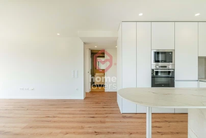 Apartamento T1 para Venda em Arcozelo