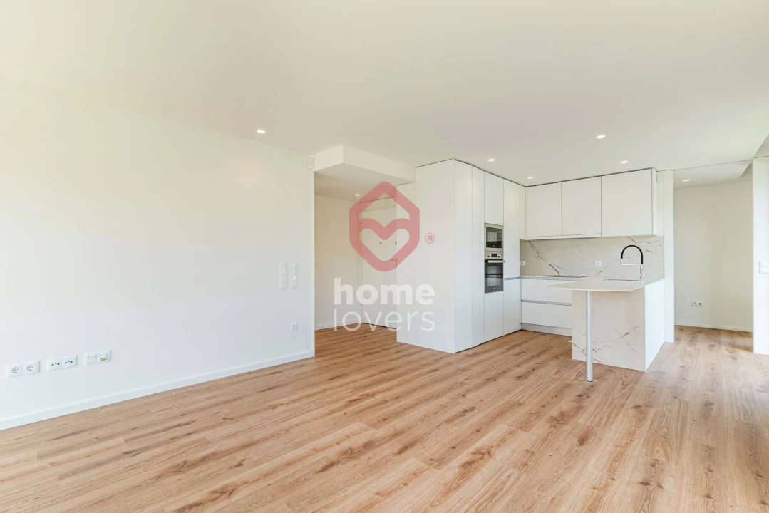 Apartamento T1 para Venda em Arcozelo Foto 10