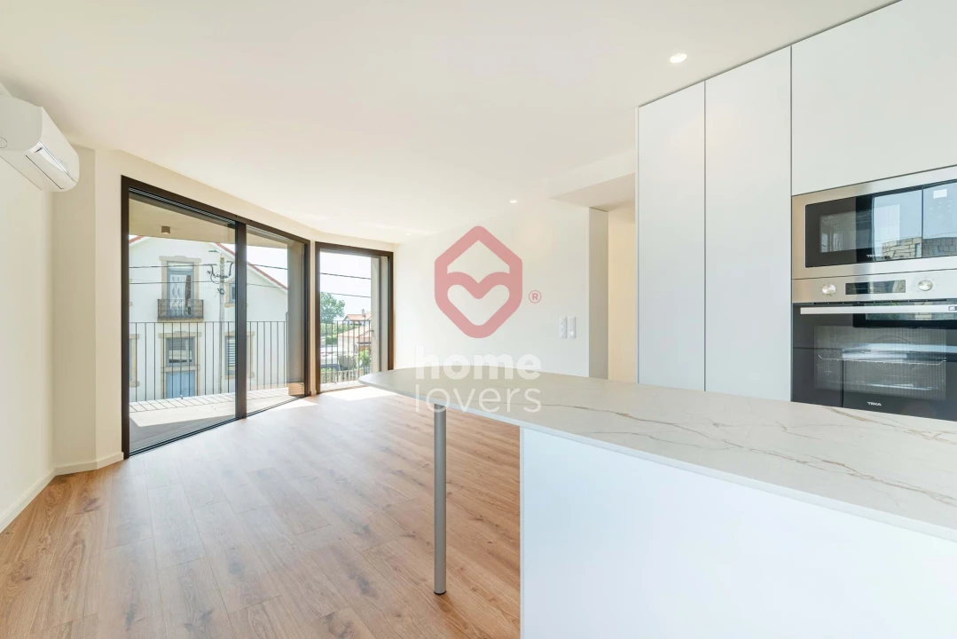 Apartamento T1 para Venda em Arcozelo Foto 8