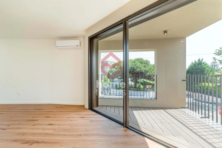 Apartamento T1 para Venda em Arcozelo Foto 2