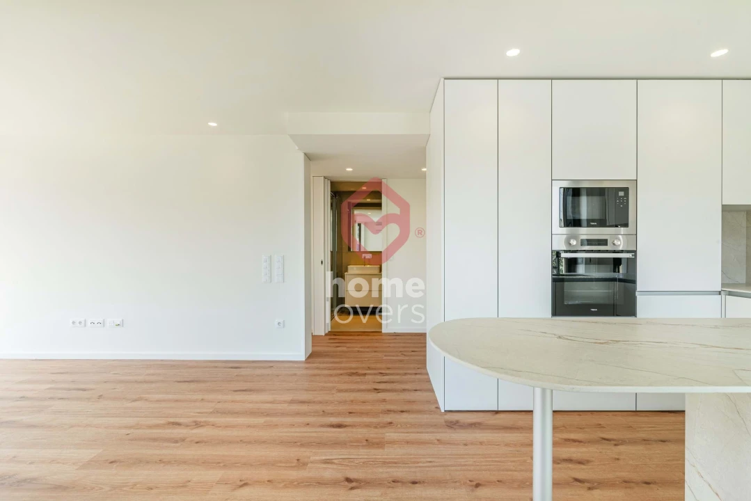 Apartamento T1 para Venda em Arcozelo Foto 11