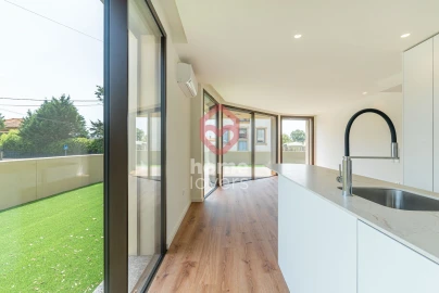 Apartamento T1 para Venda em Arcozelo