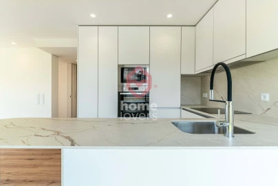 Apartamento T1 para Venda em Arcozelo