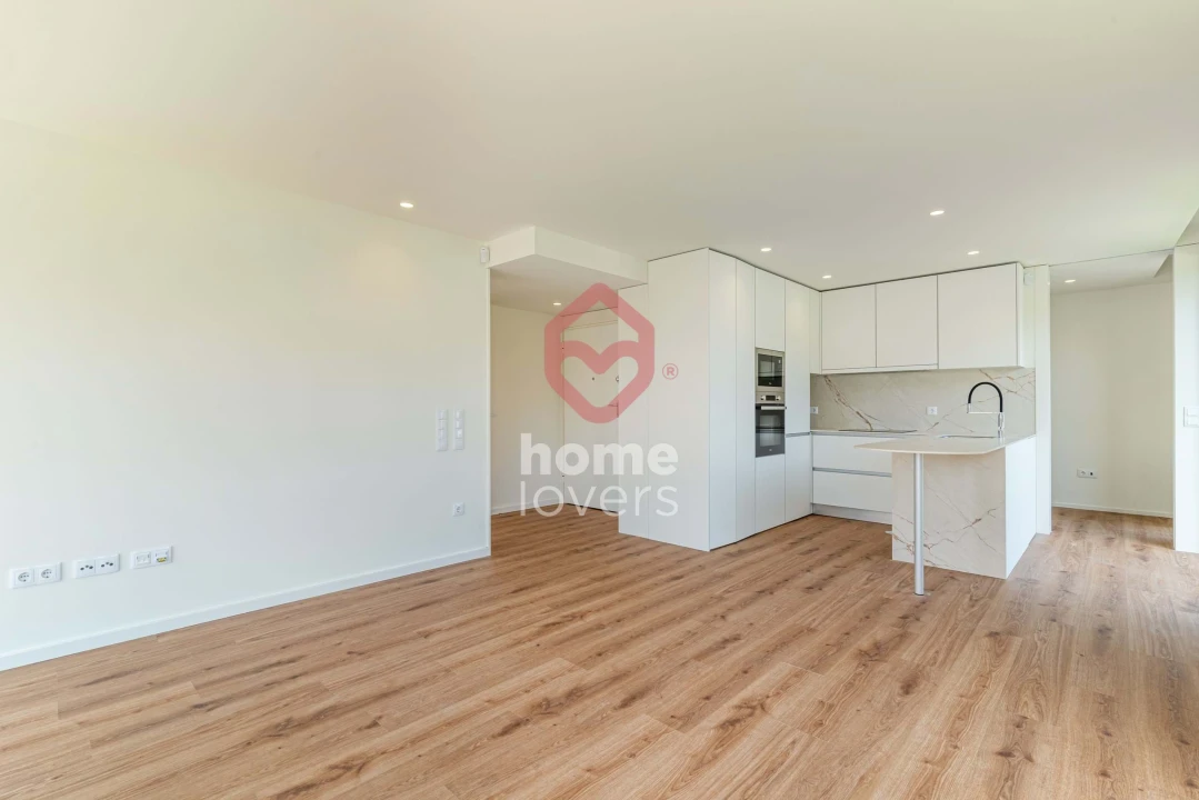 Apartamento T1 para Venda em Arcozelo Foto 12