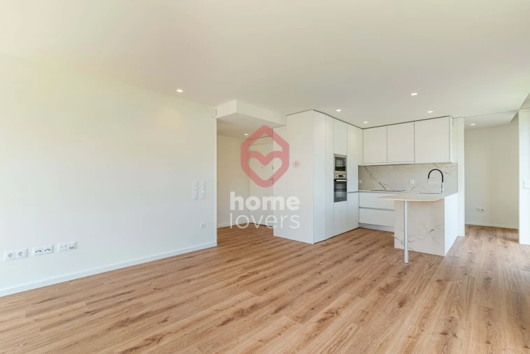 Apartamento T1 para Venda em Arcozelo Foto 12