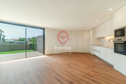 Apartamento T2 para Venda em Arcozelo