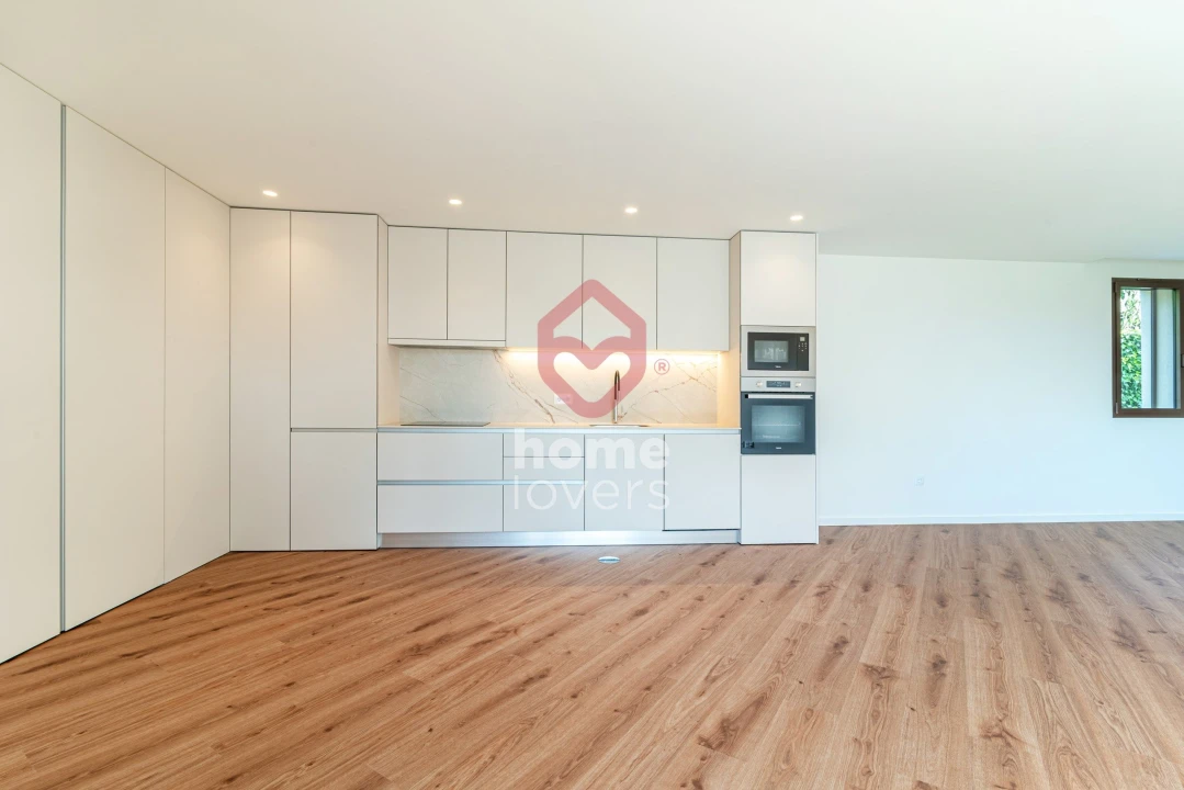 Apartamento T2 para Venda em Arcozelo Foto 7