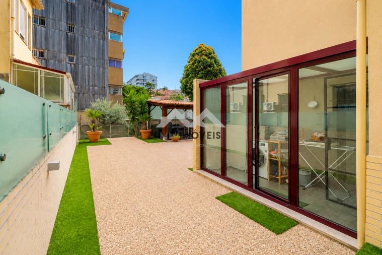 Apartamento T3 para Venda em Bonfim Foto 11
