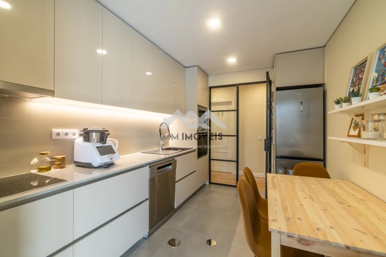Apartamento T3 para Venda em Bonfim Foto 61