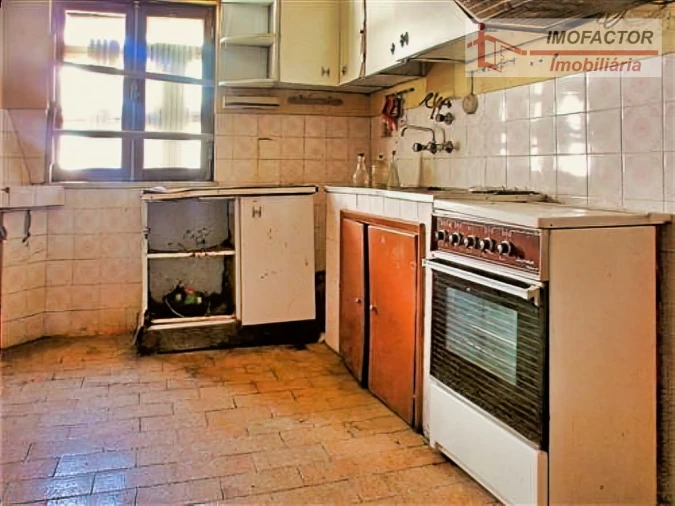 Moradia T3 para Venda em Tinalhas Foto 4
