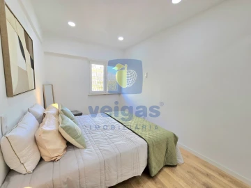 Apartamento T3 para Venda em Benfica