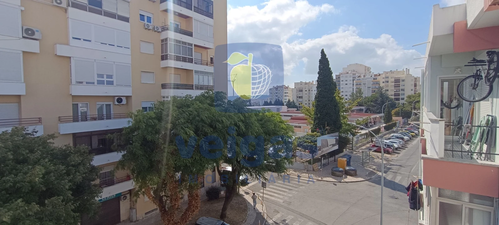 Apartamento T2 para Venda em Venteira Foto 41