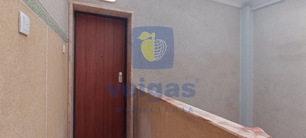 Apartamento T2 para Venda em Venteira
