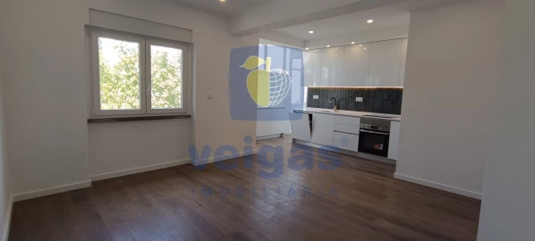 Apartamento T2 para Venda em Venteira