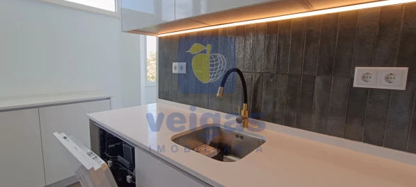 Apartamento T2 para Venda em Venteira