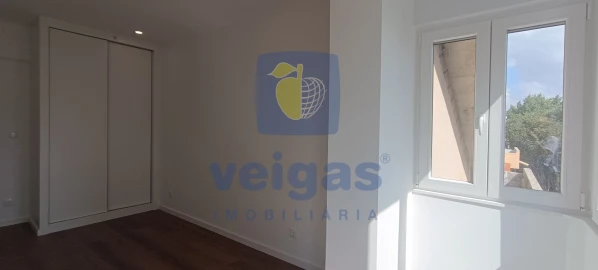 Apartamento T2 para Venda em Venteira