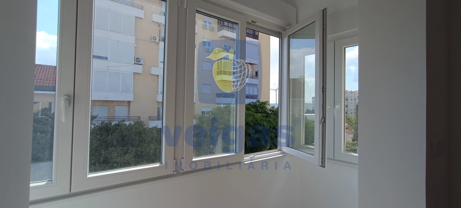 Apartamento T2 para Venda em Venteira Foto 13