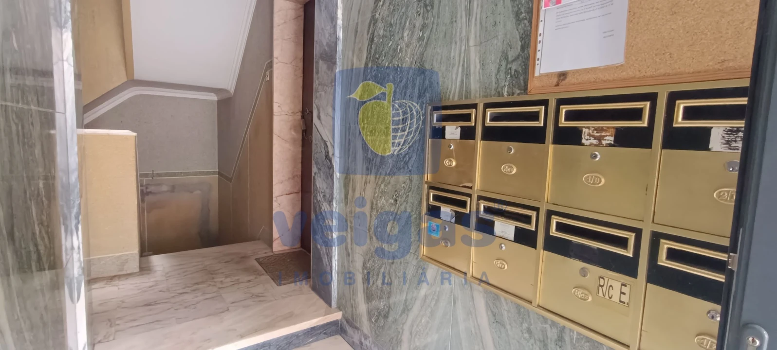 Apartamento T2 para Venda em Venteira Foto 39