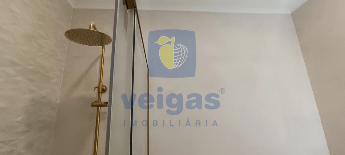 Apartamento T2 para Venda em Venteira Foto 31