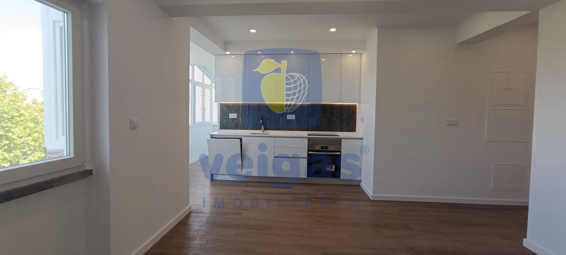 Apartamento T2 para Venda em Venteira Foto 6