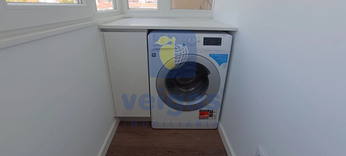 Apartamento T2 para Venda em Venteira Foto 16